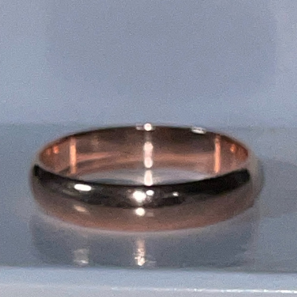 Band Ring - Picture 3 of 9